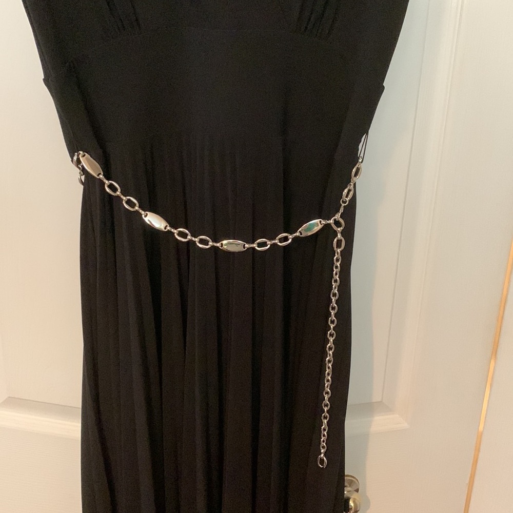 Alfani black knit cap sleeves, v neck, fit & flare pleated skirt empire waist, M - Picture 3 of 10